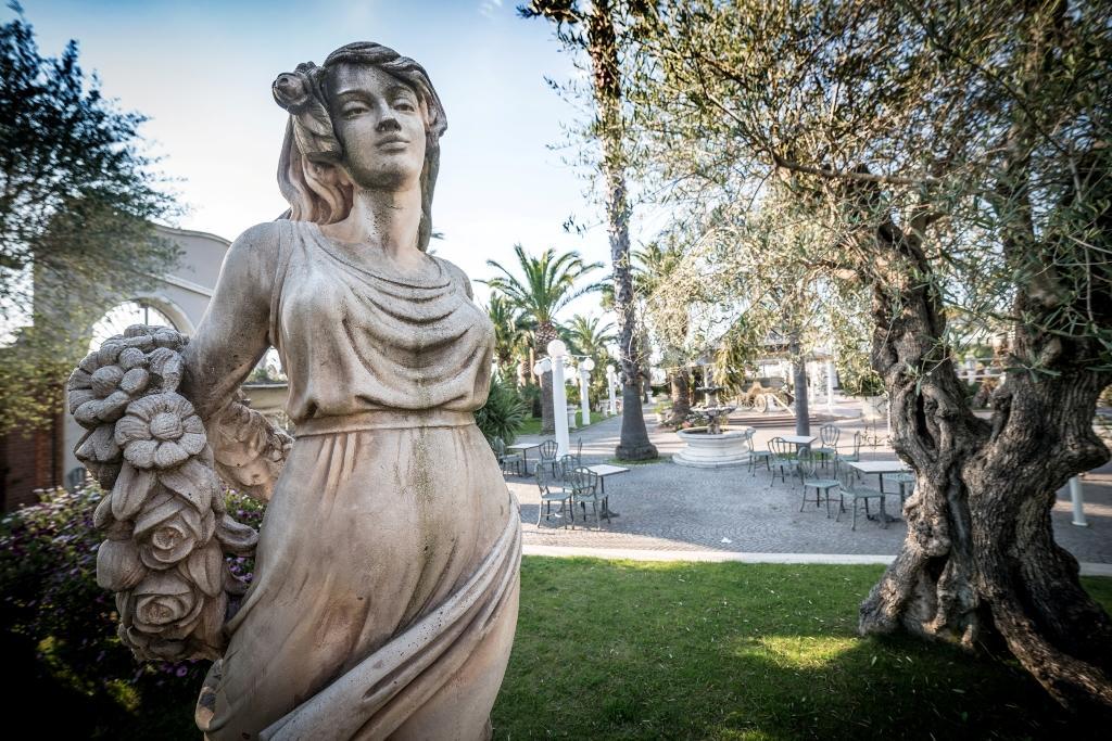 La Fontanina Hotel Giugliano In Campania Bagian luar foto